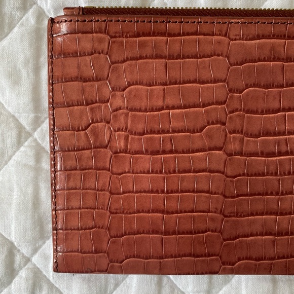 NWOT J. CREW pink leather case. - Picture 2 of 7